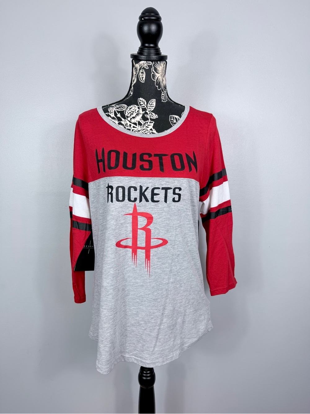NWT NBA red/grey Houston Rockets quarter length sleeve raglan top size large